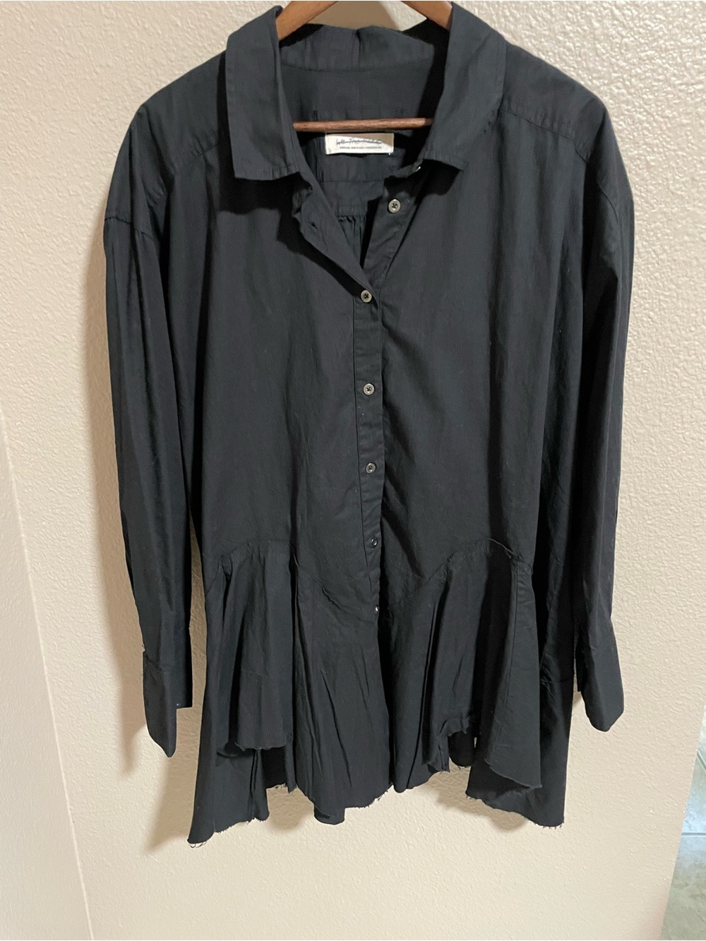 We The Free Black Button-Front Tunic Shirt - Women's